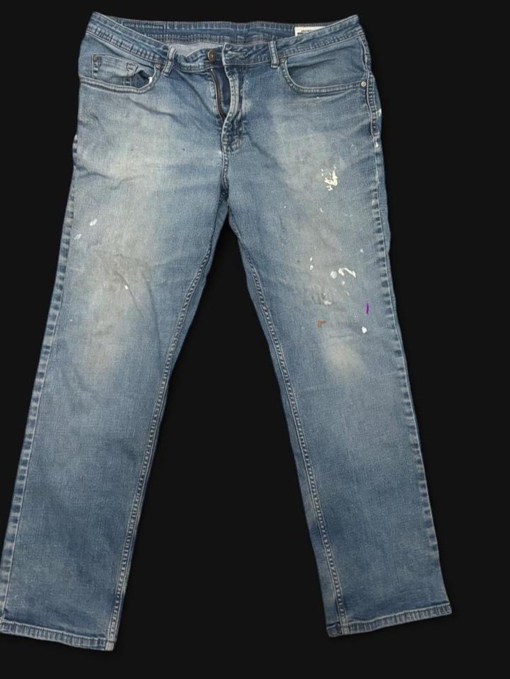 ✨Blue denim jeans with paint splatters, size 38 x 32 ✨